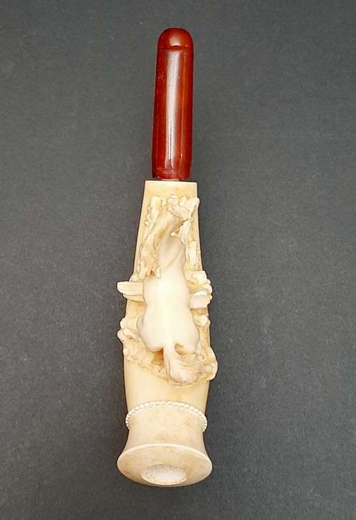 **STUNNING: Late 19th Century German `Pferd Pattern` Meerschaum & Amber Pipe (12cm).**