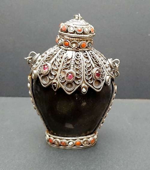 **STUNNING: Late 19th Century Sino-Tibetan Gemstone Inlaid .800 Silver & Horn Snuff Bottle **