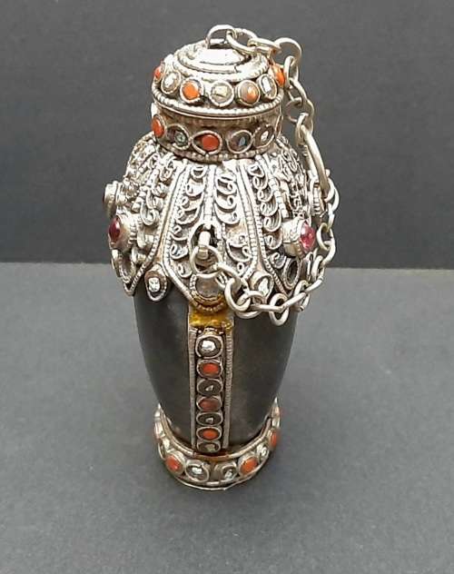 **STUNNING: Late 19th Century Sino-Tibetan Gemstone Inlaid .800 Silver & Horn Snuff Bottle **