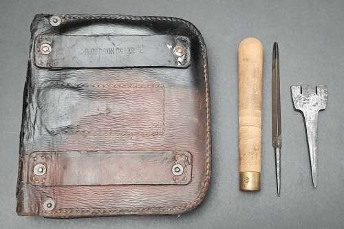 **RARE: 1942/43 Union Defence Force Chain-link Folding Saw w/ Tools & Pouch(Lend-Lease).**