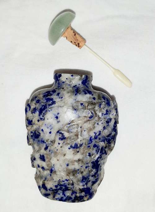 ** STUNNING- Chinese Carved Blue Corundum Semi-Precious Stone Snuff Bottle w/ Spoon (8cm).**