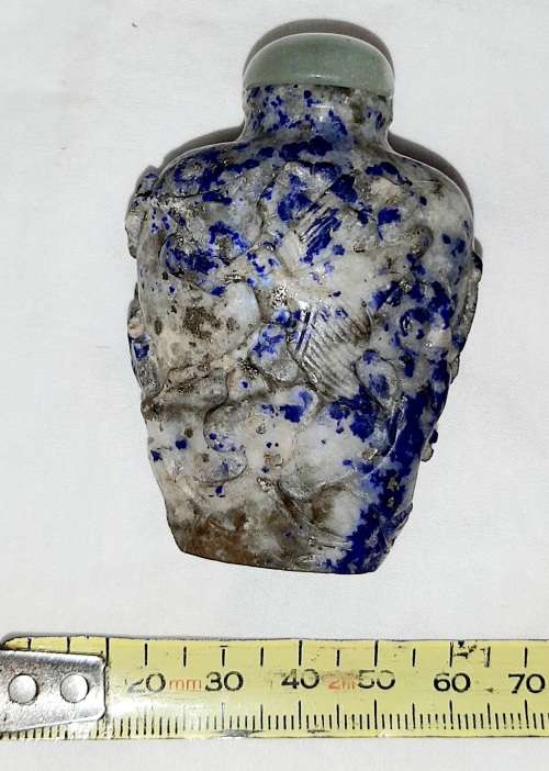 ** STUNNING- Chinese Carved Blue Corundum Semi-Precious Stone Snuff Bottle w/ Spoon (8cm).**