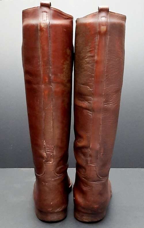 **WW1 Union Defence Force: Officer`s Mounted Infantry Boots w/ Wooden Trees (Hatton Bros.).**