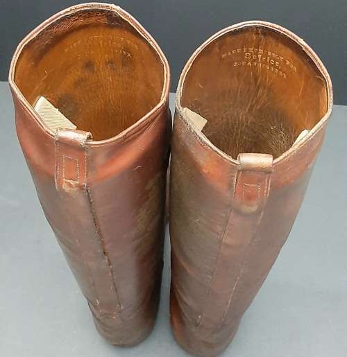 **WW1 Union Defence Force: Officer`s Mounted Infantry Boots w/ Wooden Trees (Hatton Bros.).**
