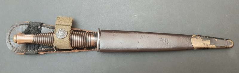 Border War: Early SADF Special Forces/Recce Fairbairn-Sykes Knife with Sheath