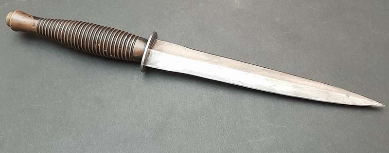 Border War: Early SADF Special Forces/Recce Fairbairn-Sykes Knife with Sheath