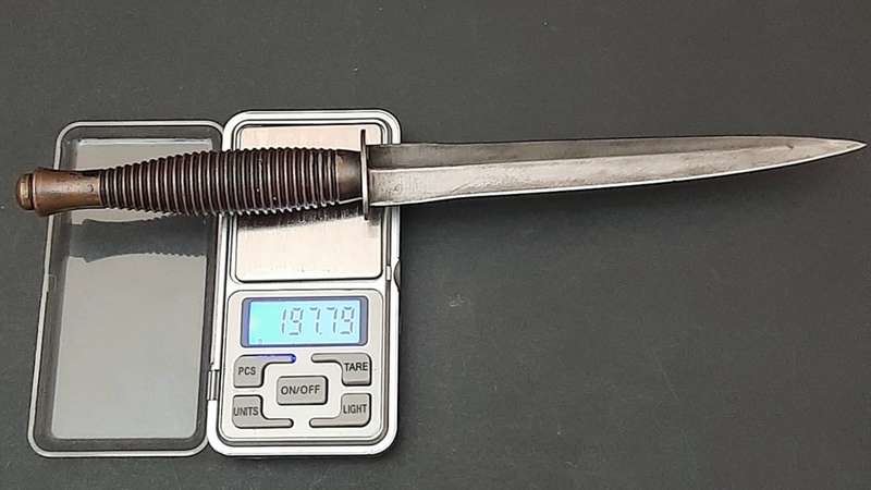 Border War: Early SADF Special Forces/Recce Fairbairn-Sykes Knife with Sheath