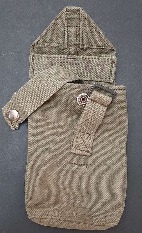 **Rhodesian Bush War: Patt.69 Rhodesian Army FN FAL Ammo Pouch (Inscribed).**
