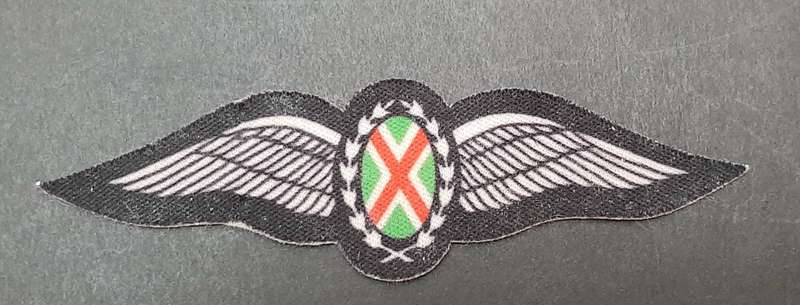 **Border War : 1980s SAAF Commando Pilot`s Wings Screen-Printed Cloth (UNUSED).**