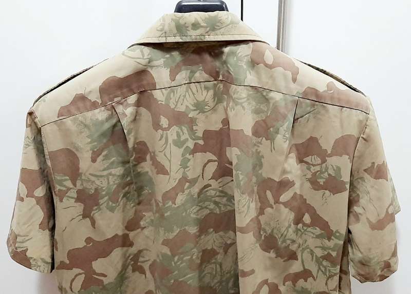 Border War 1980s S.A.P 2nd Pattern Camouflage Short Sleeve Shirt (Large)