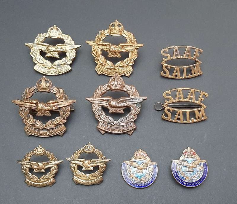 **Lot : WW2 SAAF Brass Insignia Assortment x10 Pcs  **