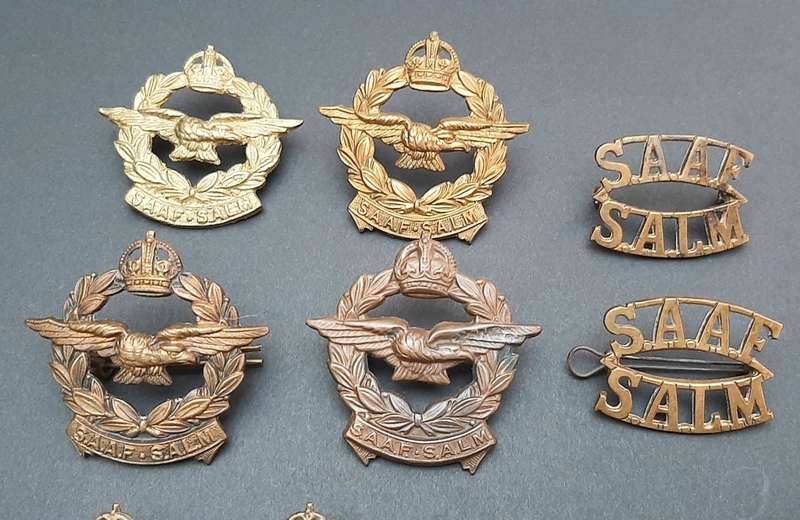 **Lot : WW2 SAAF Brass Insignia Assortment x10 Pcs  **