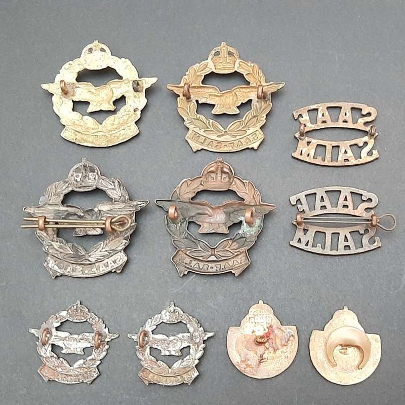 **Lot : WW2 SAAF Brass Insignia Assortment x10 Pcs  **