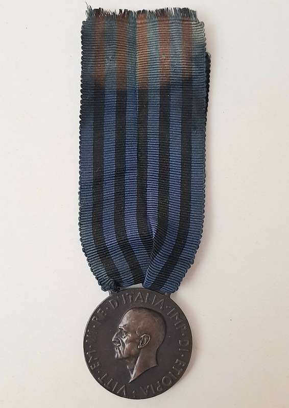 ** 1936 Italian Fascist:  Africa Orientale Medal w/ Ribbon.**