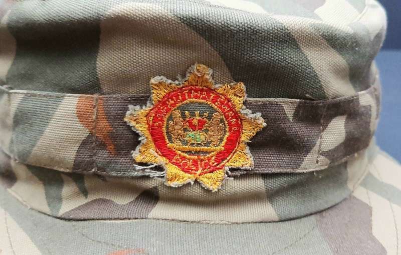 **RARE: 1980s Bophuthatswana Police `Reed Pattern` Cap w/ Embroidered Badge (Complete).**