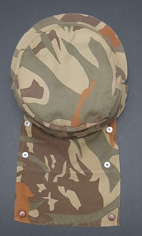 **RARE: 1980s Bophuthatswana Police `Reed Pattern` Cap w/ Embroidered Badge (Complete).**