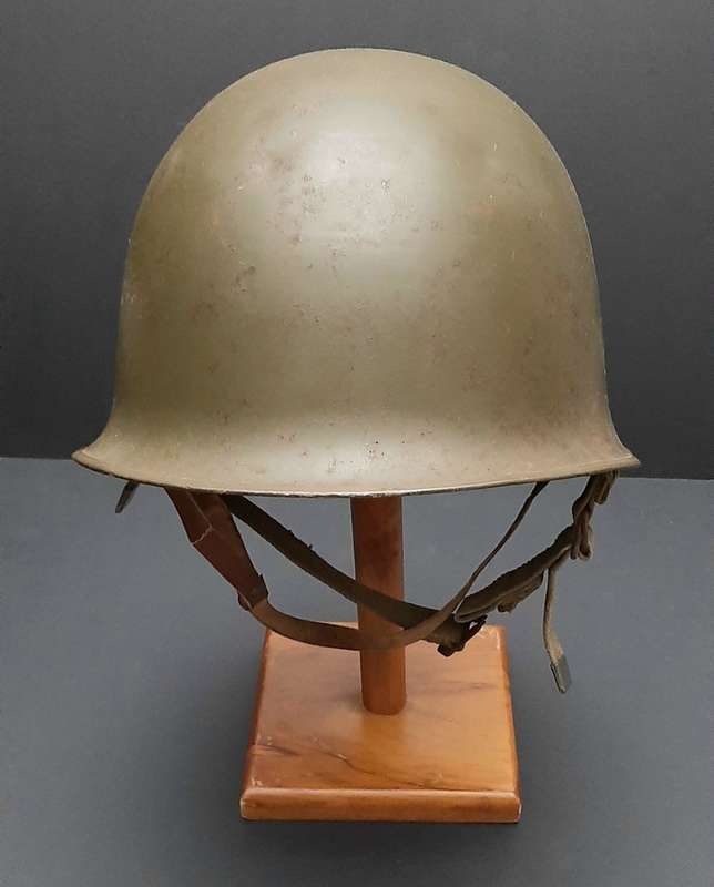 **Border War : 1960s SADF Green Steel Helmet w/ Liner .**