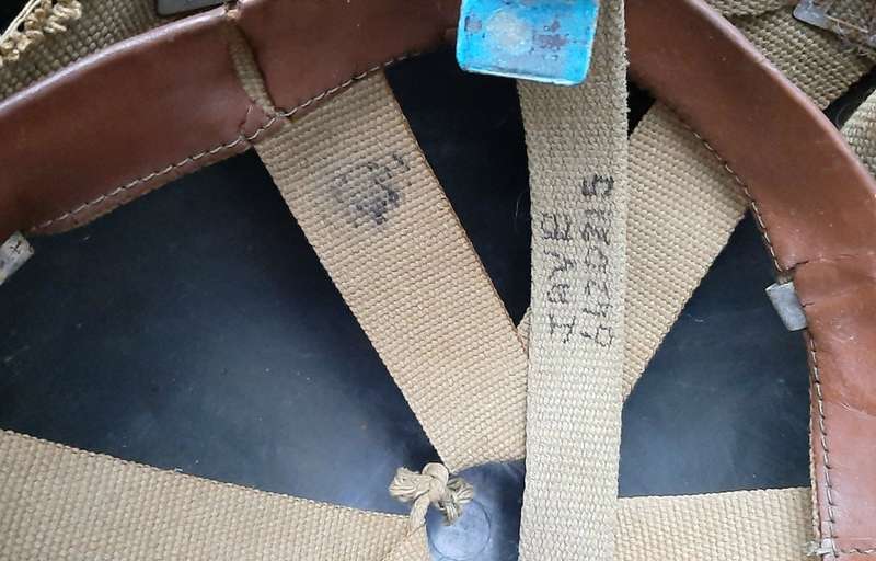 **Border War : 1960s SADF Green Steel Helmet w/ Liner (USED)**