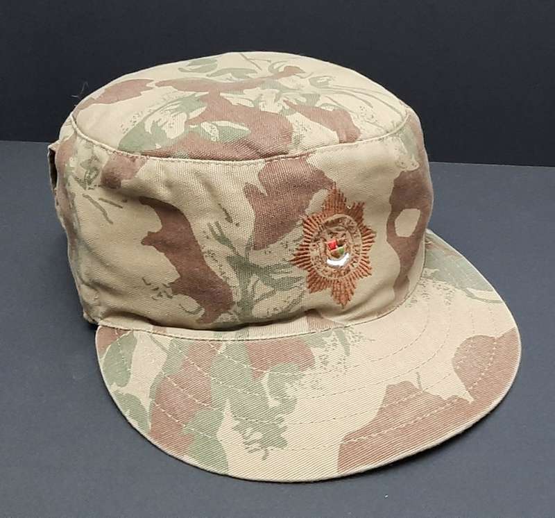 Border War 1980s S.A.P 2nd Pattern Camouflage Flap Cap with Straps Medium