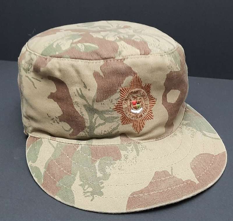 Border War 1980s S.A.P 2nd Pattern Camouflage Flap Cap with Straps Medium