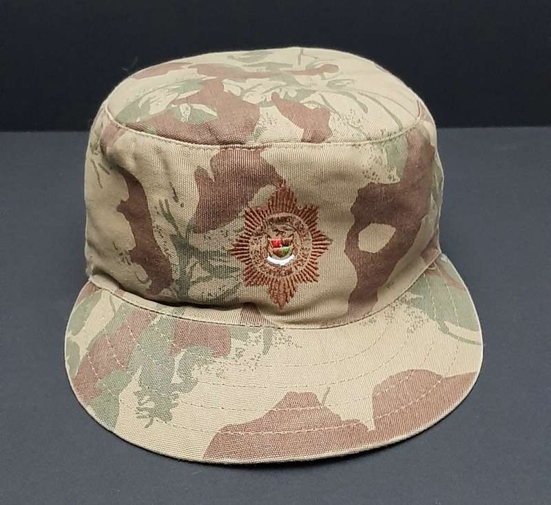 Border War 1980s S.A.P 2nd Pattern Camouflage Flap Cap with Straps Medium