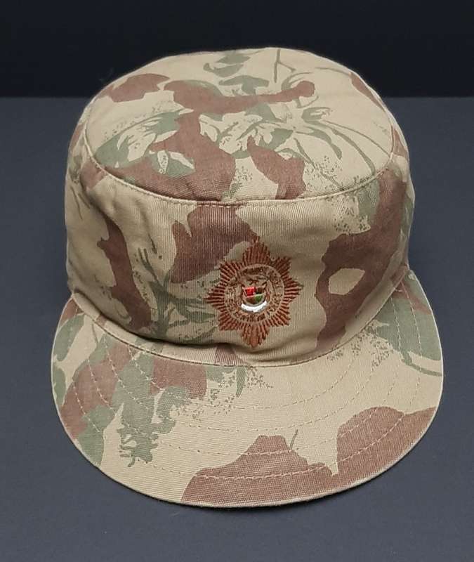Border War 1980s S.A.P 2nd Pattern Camouflage Flap Cap with Straps Medium