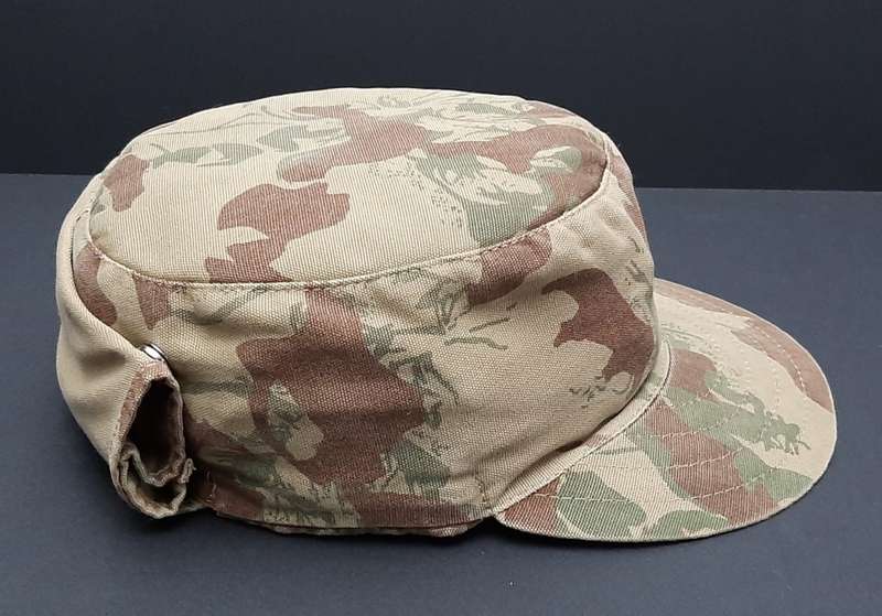 Border War 1980s S.A.P 2nd Pattern Camouflage Flap Cap with Straps Medium
