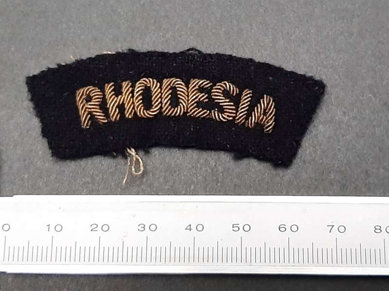 **WW2 1940s Rhodesian Army:  Bullion Embroidered Shoulder Title x1. **