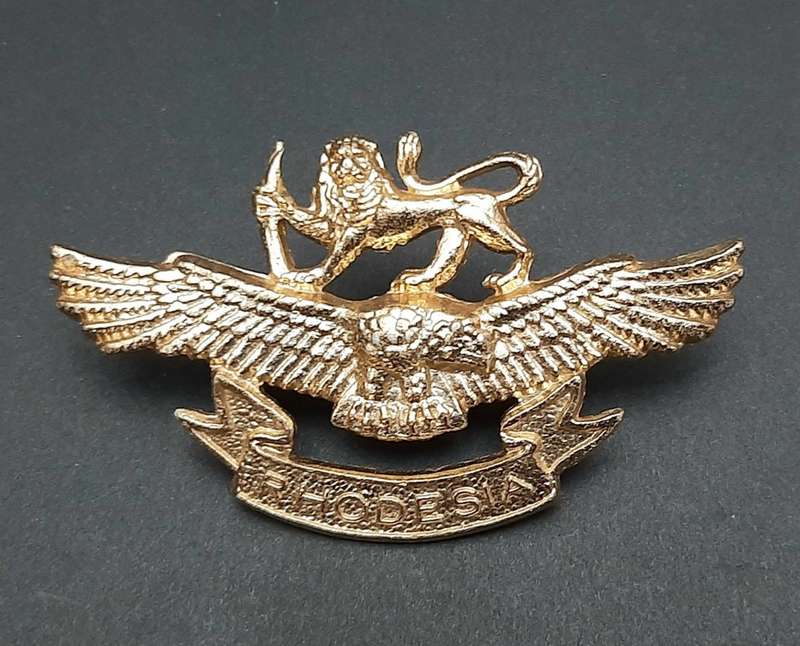 **Rhodesian Bush War: 1970s Rhodesian Air Force  Metal Cap Badge w/ Lugs  #1**