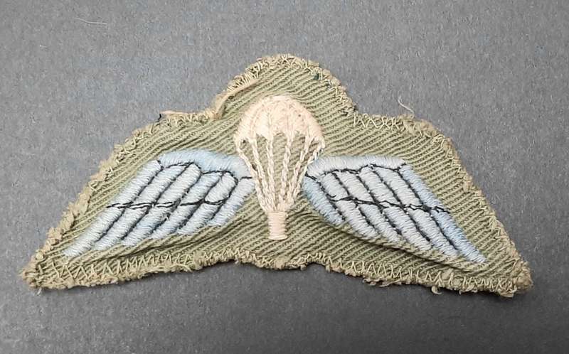**Rhodesian Bush War: 1970s Rhodesian Light Infantry , 1st Type Parachute Wings Fielddress**