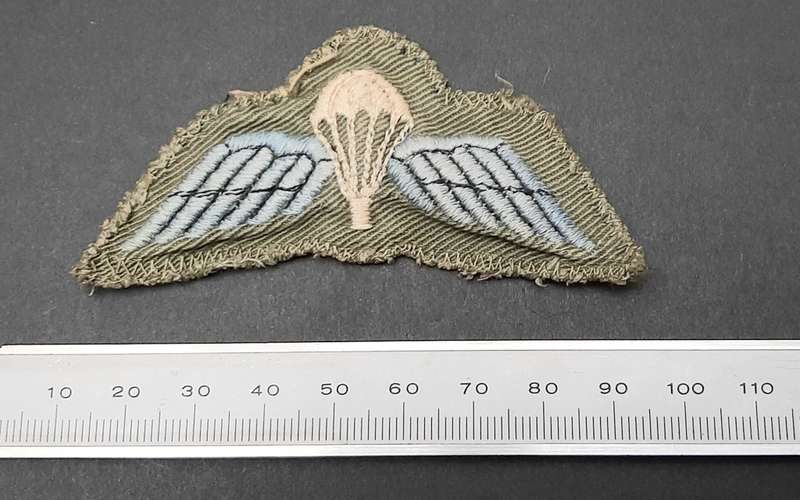 **Rhodesian Bush War: 1970s Rhodesian Light Infantry , 1st Type Parachute Wings Fielddress**
