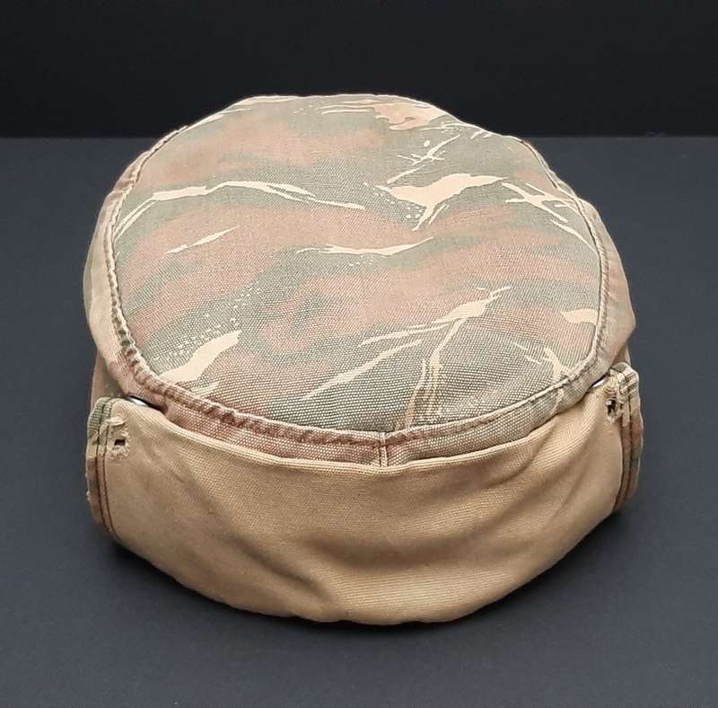 **Border War : 1980s SWAPOL/ Koevoet Camouflage Flap Cap (Size: 59).**