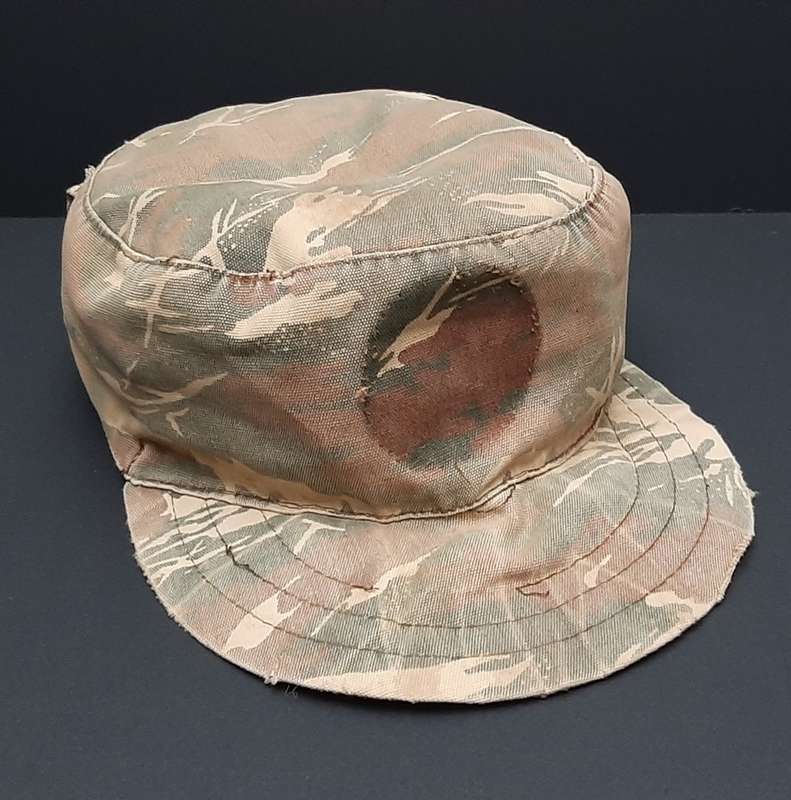 **Border War : 1980s SWAPOL/ Koevoet Camouflage Flap Cap (Size: 59).**