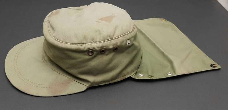 **Border War : 1980s Koevoet Olive Drab Flap Cap w/ Bloodstains .**