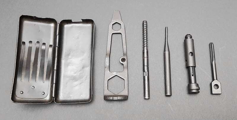 **Border War : 1980s Soviet  RPD Light Machine Gun Cleaning Kit (Complete).**