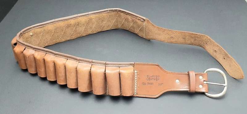 **Border War : 1980s S.A.P Leather 12 Gauge Shotgun Bandolier (LARGE).**