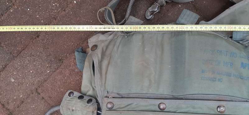 ** RARE: U.S. Navy Vietnam War Jet Pilot`s Parachute Harness w/ Silk (USED).**