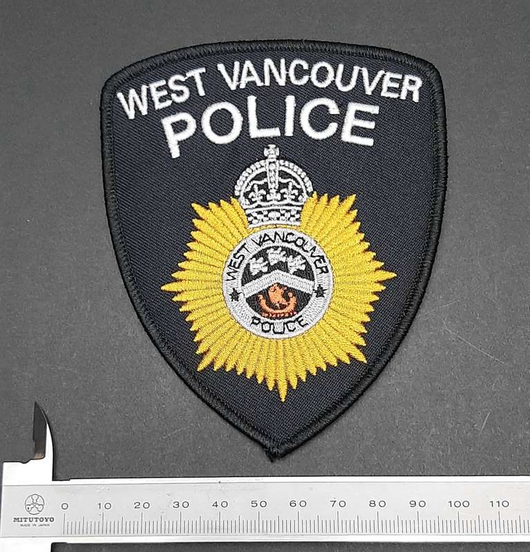 ** UNISSUED: West Vancouver Police Shoulder Flash x1 (Canada).**