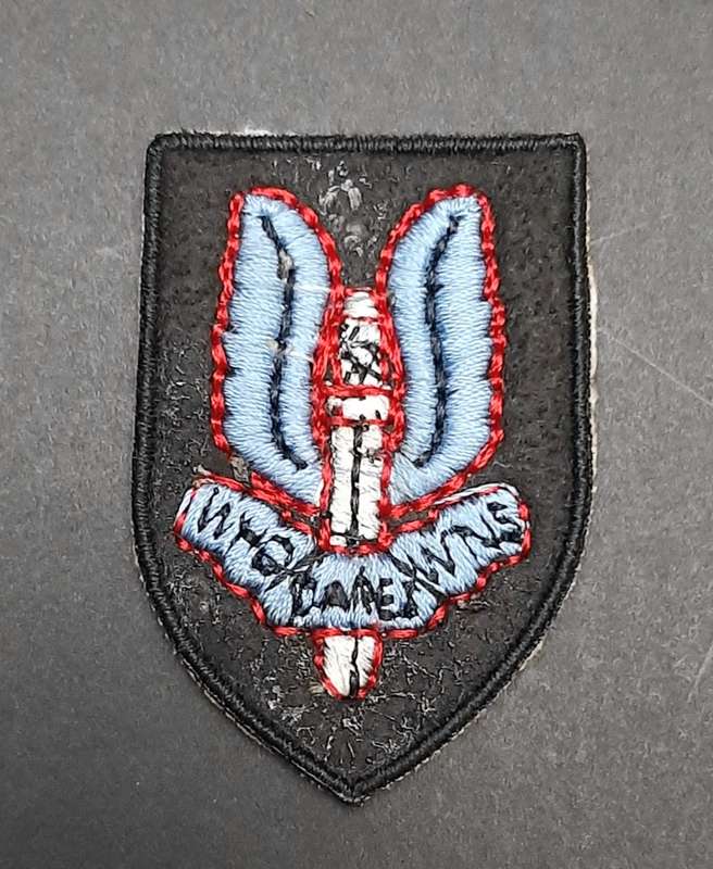 **Rhodesian Bush War: 1990s Commemorative Re-issue Special Air Service Regt. Beret Badge #1**