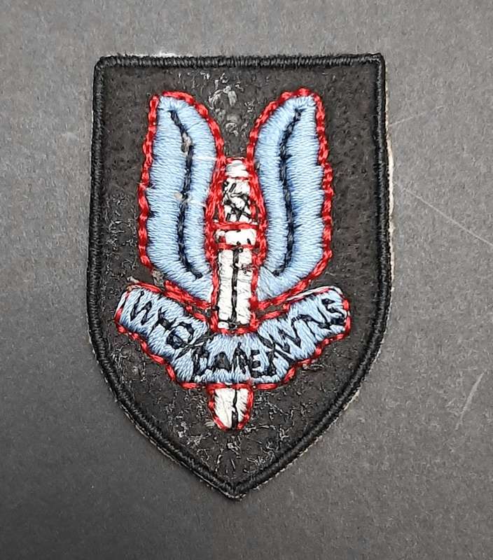 **Rhodesian Bush War: 1990s Commemorative Re-issue Special Air Service Regt. Beret Badge #1**