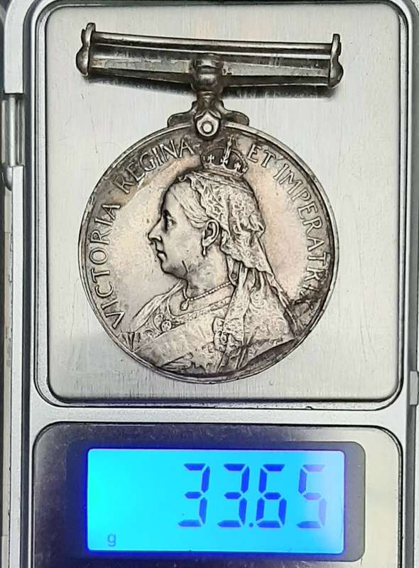 **Boer War: RARE - Queen`s South Africa Medal att. East Griqualand Field Force.**
