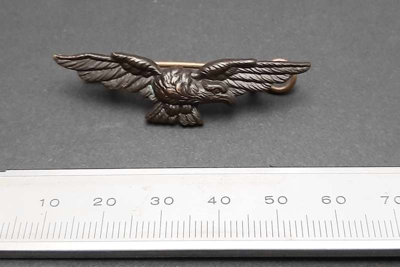**RARE: WW2 SA Air Force Path Finder Bomber Qualification Badge w/ Slide Pin.**