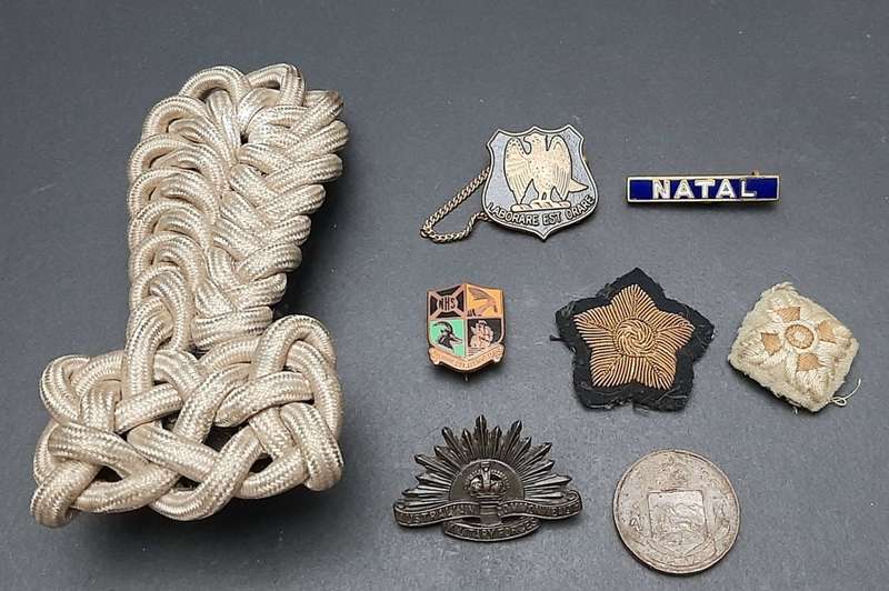 **WW2 British/ Commonwealth Military Insignia Assortment x8 Pcs.**