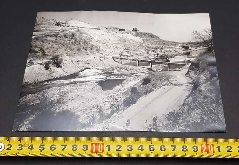 **RARE: Rhodesia Kariba Dam 1950s Official Construction Photograph Lot x3 (INSCRIBED).**