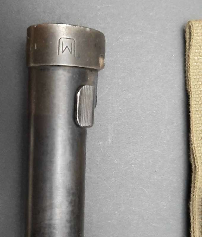 **Border War : 1960s SADF FN FAL Type C Bayonet w/ Steel Scabbard & Frog.**