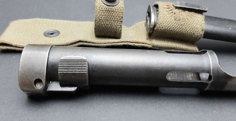 **Border War : 1960s SADF FN FAL Type C Bayonet w/ Steel Scabbard & Frog.**