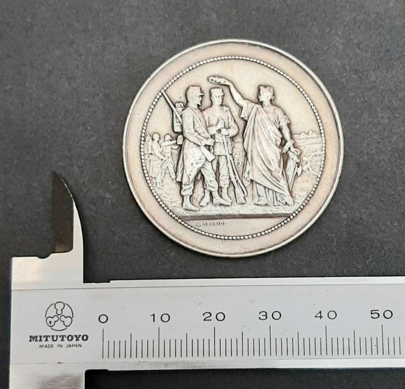 **WW1 : French Military Silverplated Bronze Shooting Medallion  **