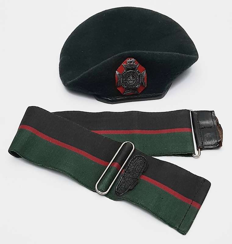 **Rhodesian Bush War: 1970s Rhodesia Regiment Beret w/ Badge & Stable Belt Length (57)**
