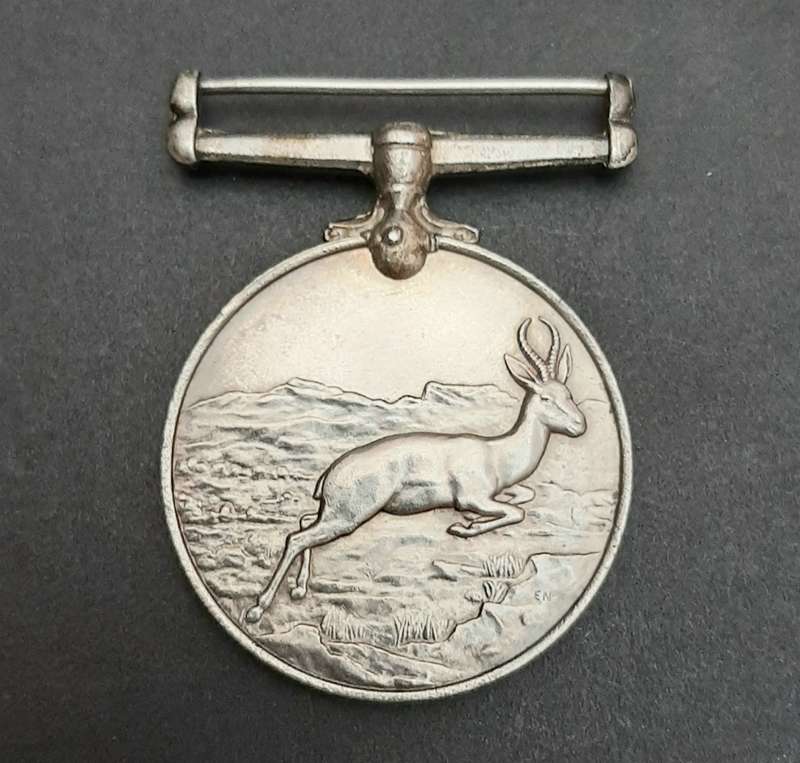 **WW2: .925 Silver Africa Service Medal (33.62 g).**