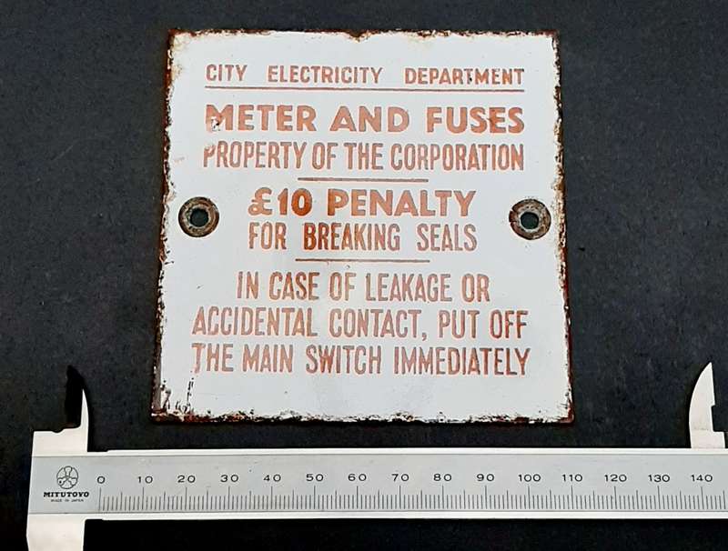 **RARE: Early 20th Century Colonial Enamel & Metal Municipal Sign (10cm x 9cm).**